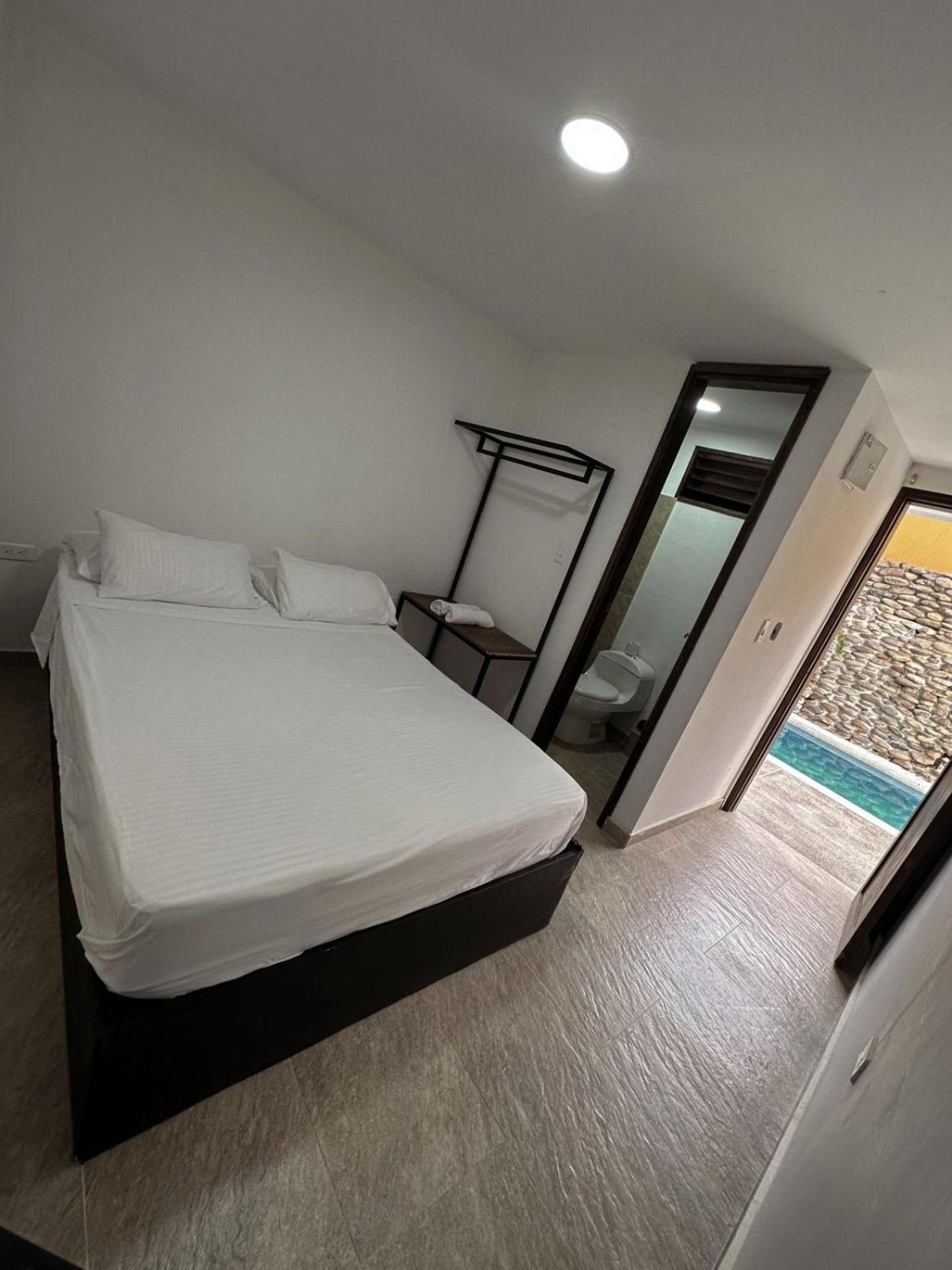 Hotel Victoria Queen Villavieja Kültér fotó