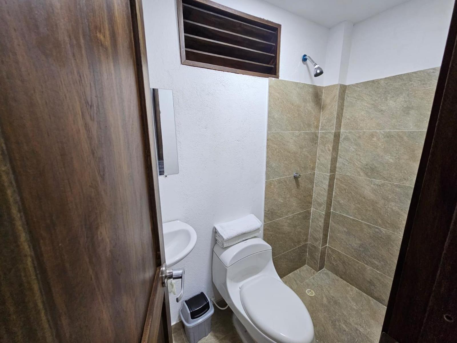 Hotel Victoria Queen Villavieja Kültér fotó